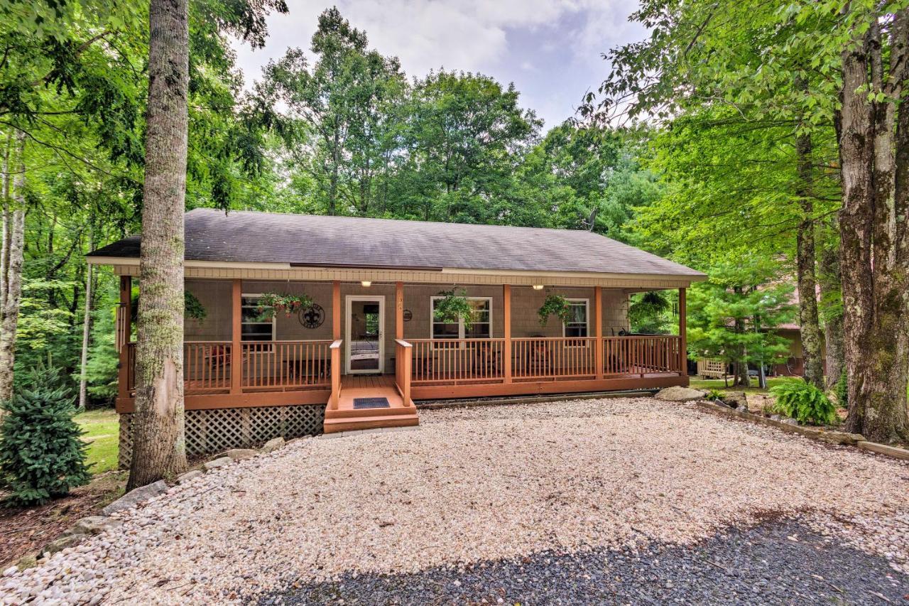 Beech Mountain Home With Covered Deck, Near Skiing! 外观 照片